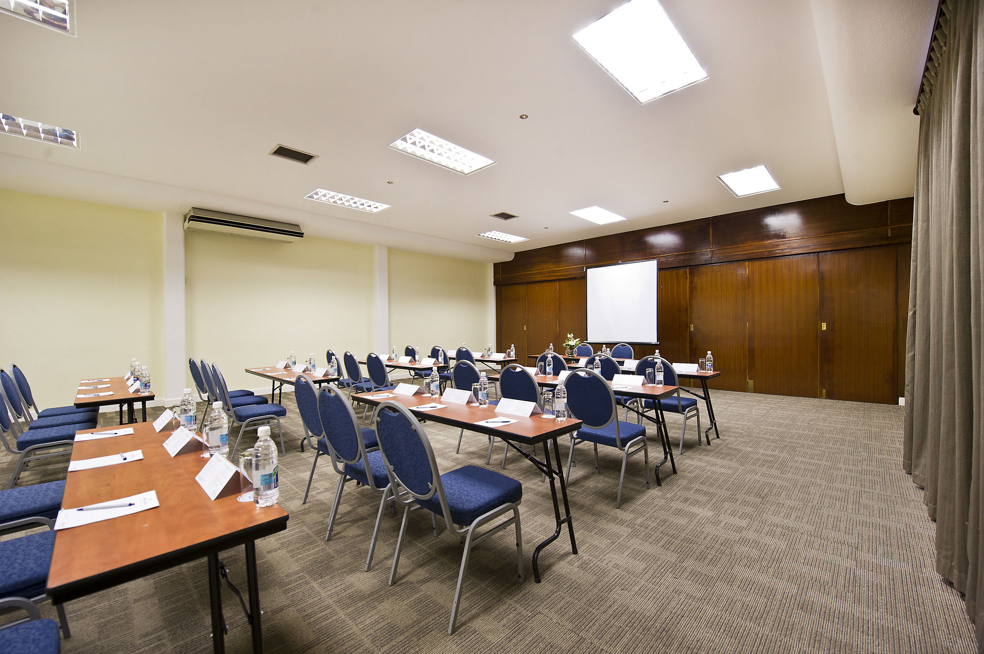 Hotel Thuringerhof Windhoek Dış mekan fotoğraf